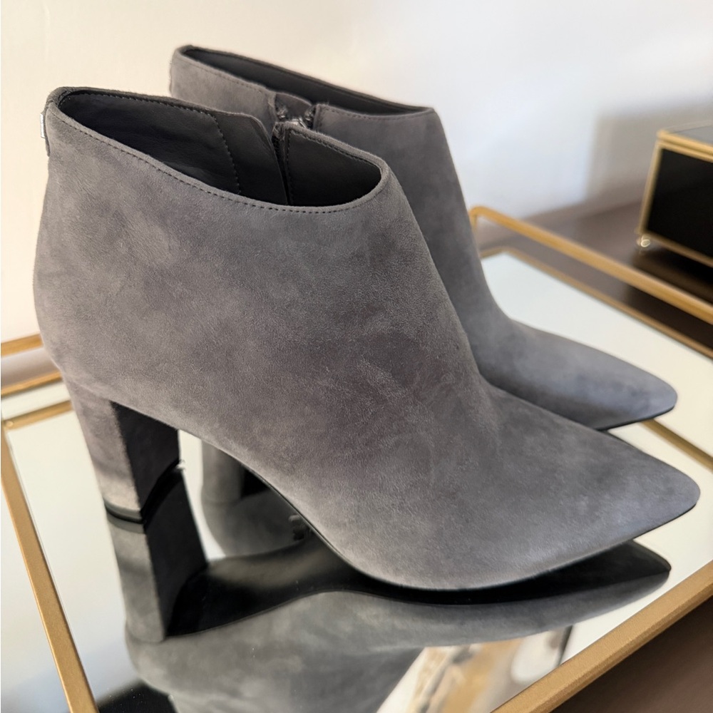 Ivanka Trump suede grey Women's Ankle Boots size 8